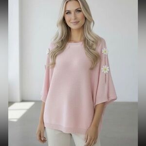 MADE IN ITALY COTTON Knit Sweater with Daisy Accents